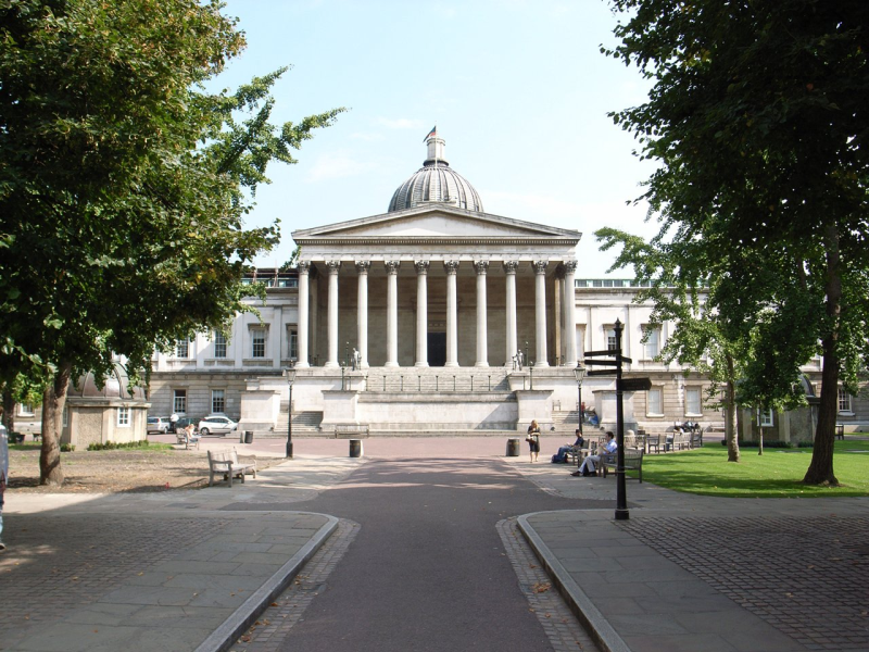 伦敦大学学院 (University College London）